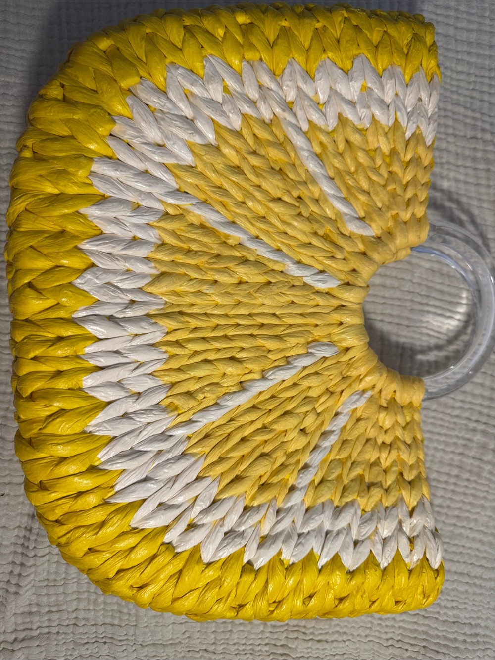 NWOT Kate Spade lemon tote 
Yellow and White Woven Straw tote - Picture 2 of 4